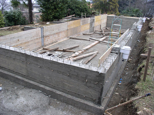 costruzione piscine in cemento armato tradizionale