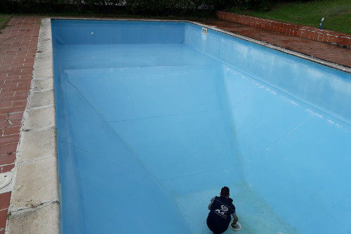 pulitura scarico piscina